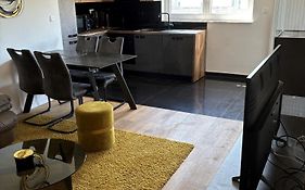 City East Apartment Zagreb With Private Parking